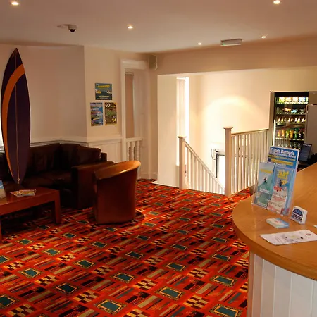 Berties Hostel New Quay